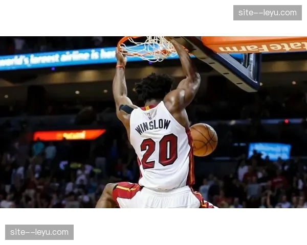 泰勒詹金斯面临防守重构 雄鹿外线失守瓦解内线屏障症结